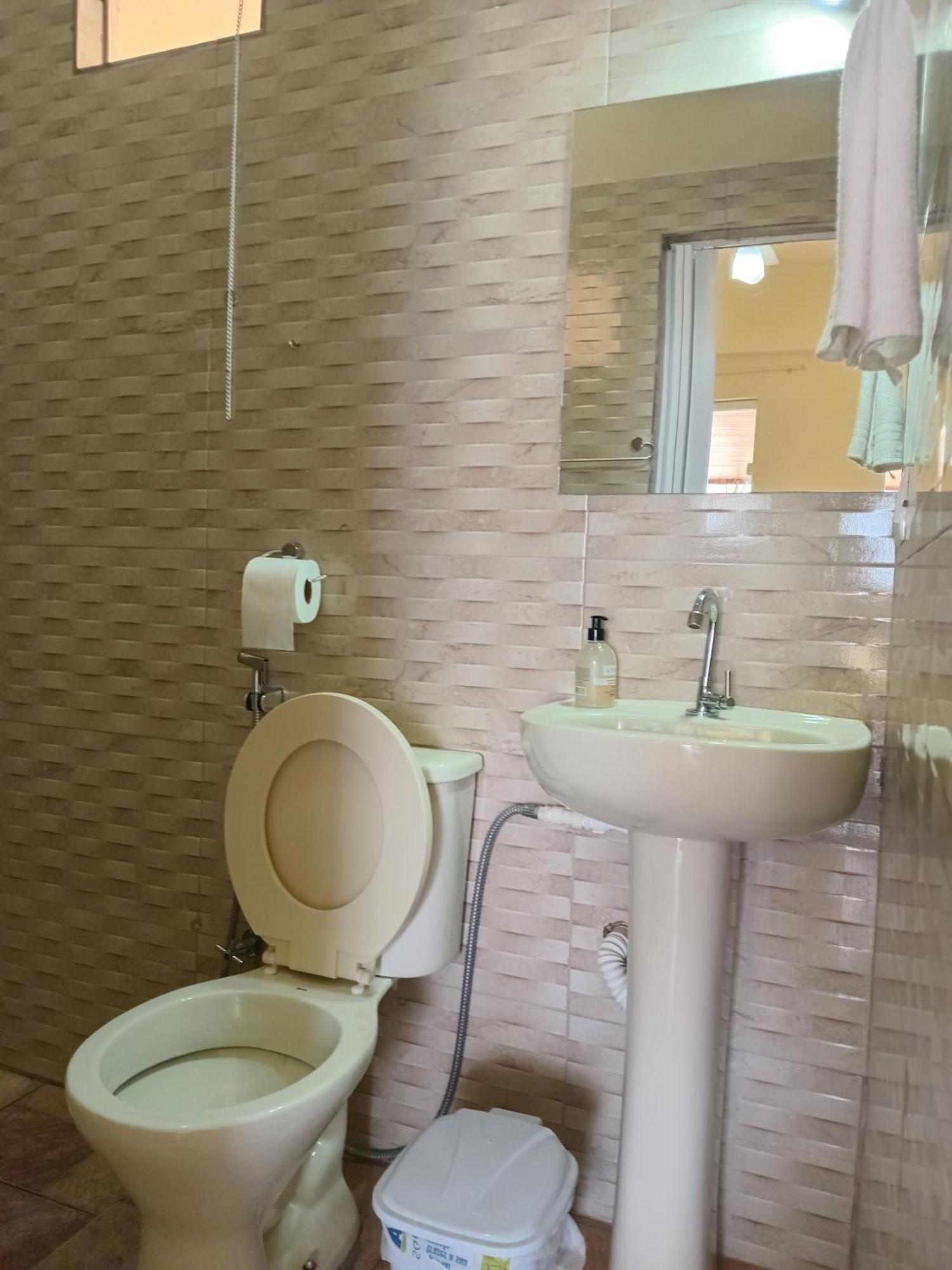 Kitnet Marilia Villa Bagian luar foto